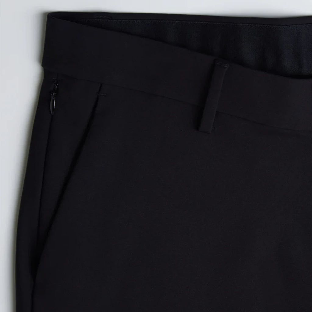 A black Kensington trousers.